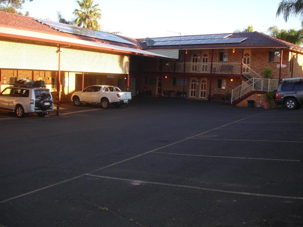 Tallarook Motor Inn Dubbo Exterior photo