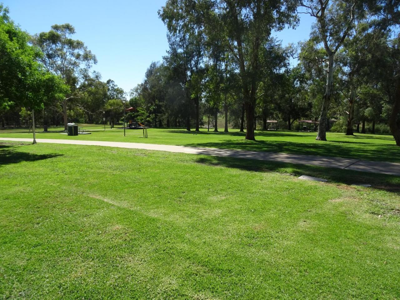 Tallarook Motor Inn Dubbo Exterior photo